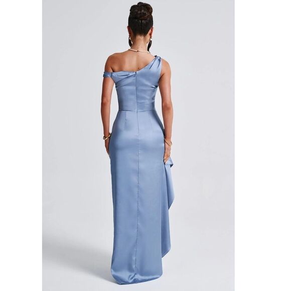 Babyboo Juliene Satin Maxi Dress in Dusty Blue NEW Size Medium - Picture 3 of 13
